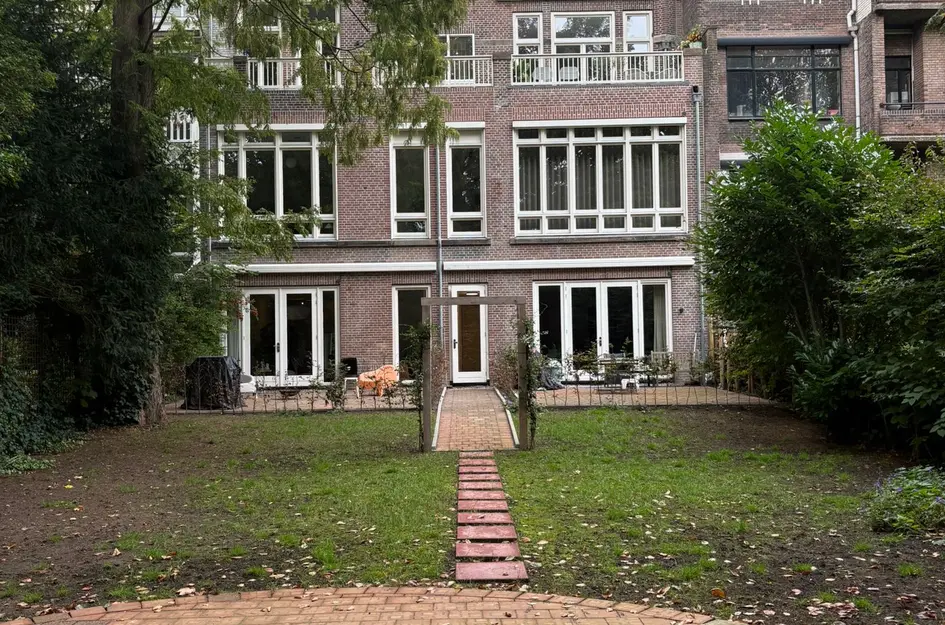 Westzeedijk 140B