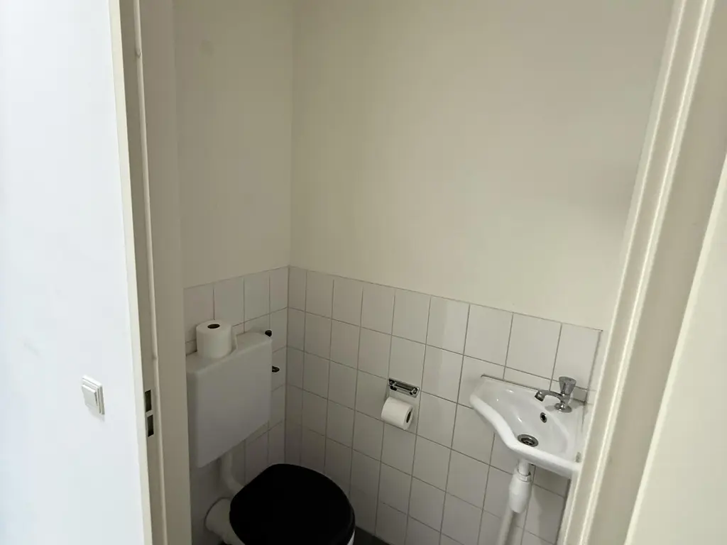 Strevelsweg 57A, ROTTERDAM