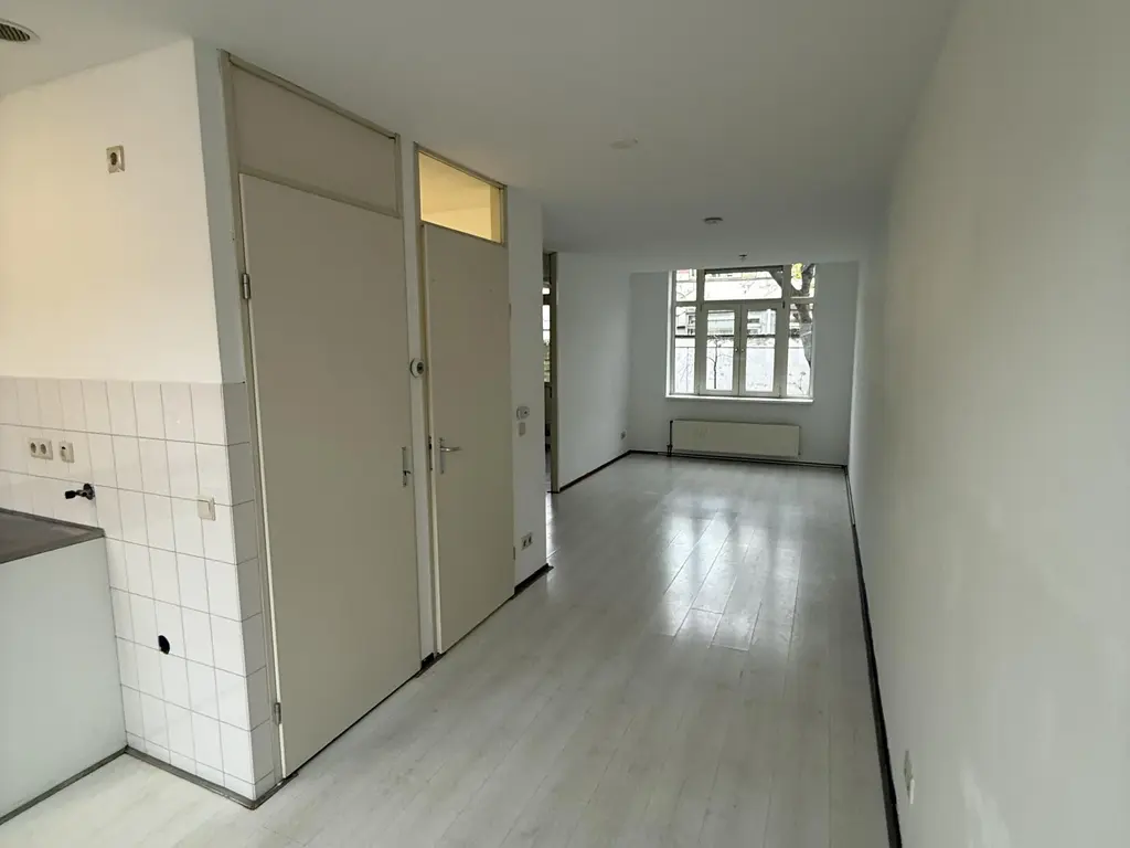 Strevelsweg 57A, ROTTERDAM