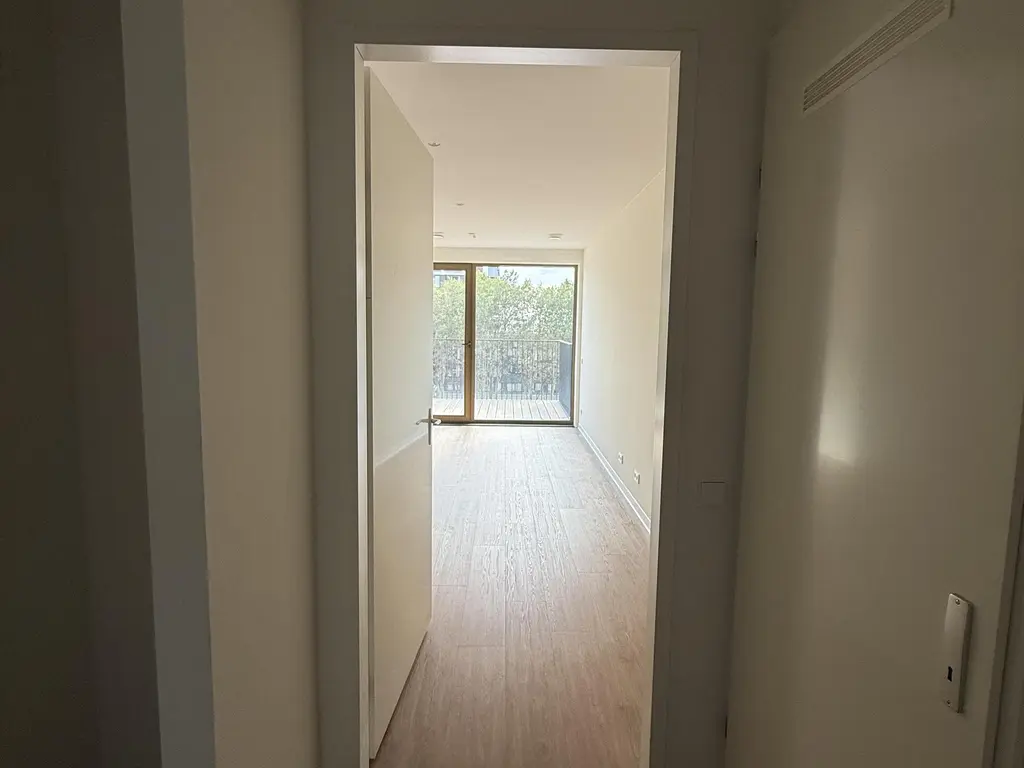 Bundweg 35, ROTTERDAM