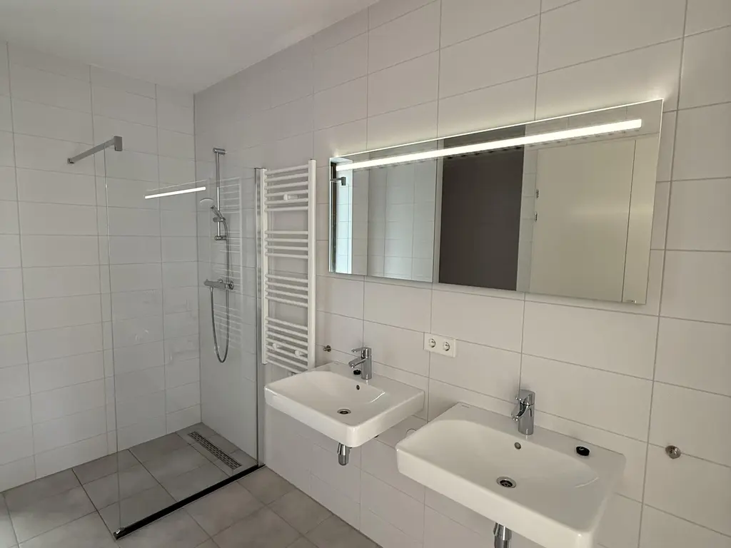 Bundweg 35, ROTTERDAM