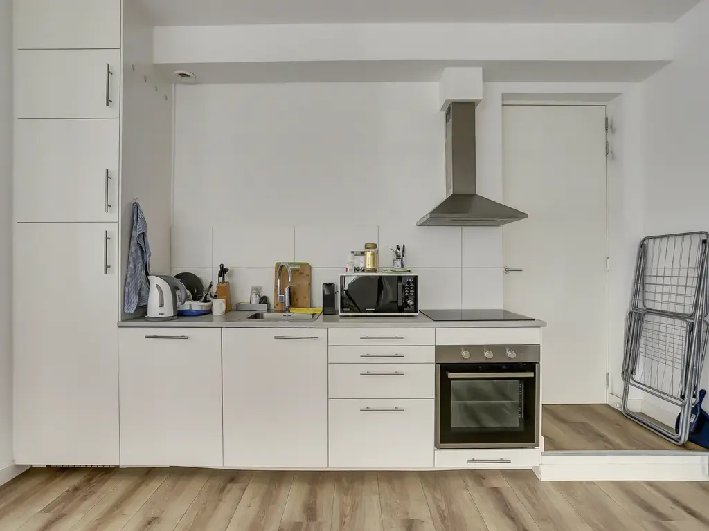 Dirk van Wassenaarstraat 28C, SCHIEDAM