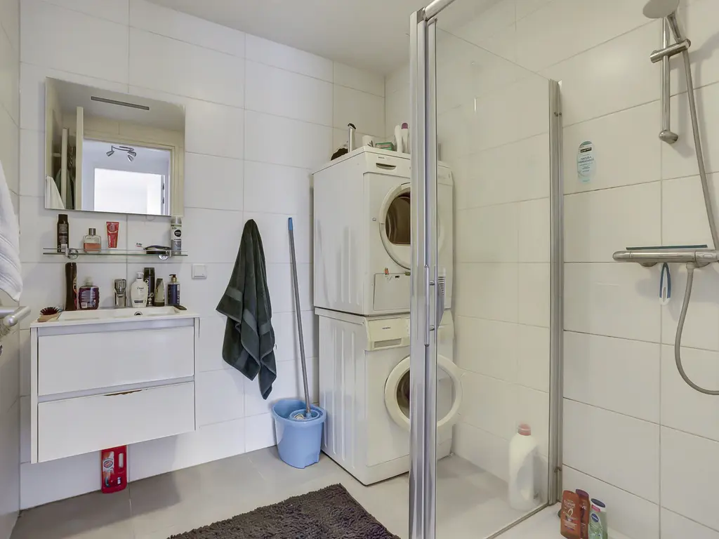 Dirk van Wassenaarstraat 28C, SCHIEDAM