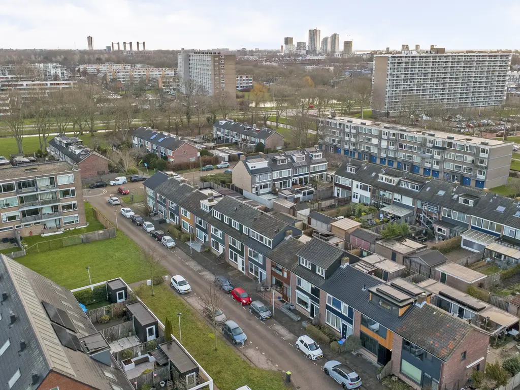 Gerard Doustraat 15, SPIJKENISSE