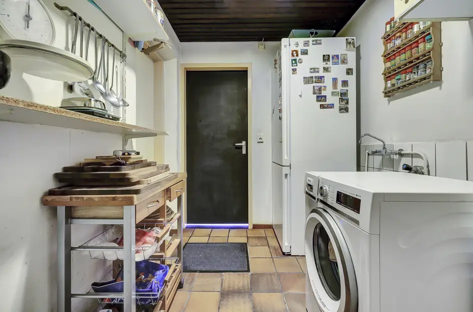 Notaris L P vd Blinkln 11a