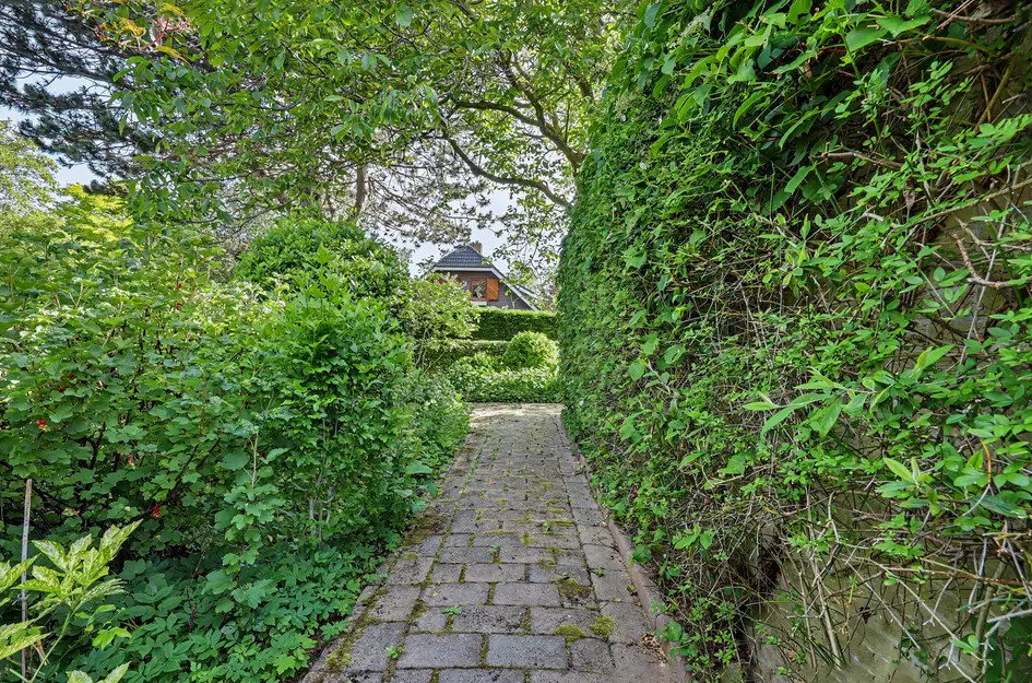 Notaris L P vd Blinkln 11a