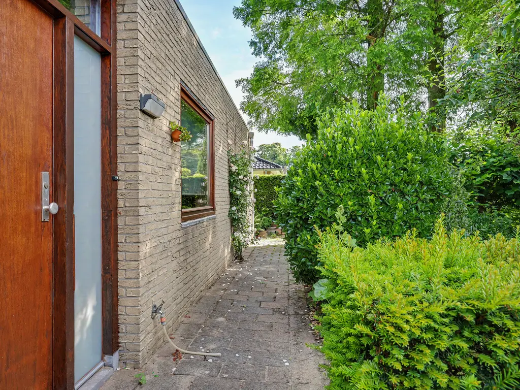 Notaris L P vd Blinkln 11a, BRIELLE