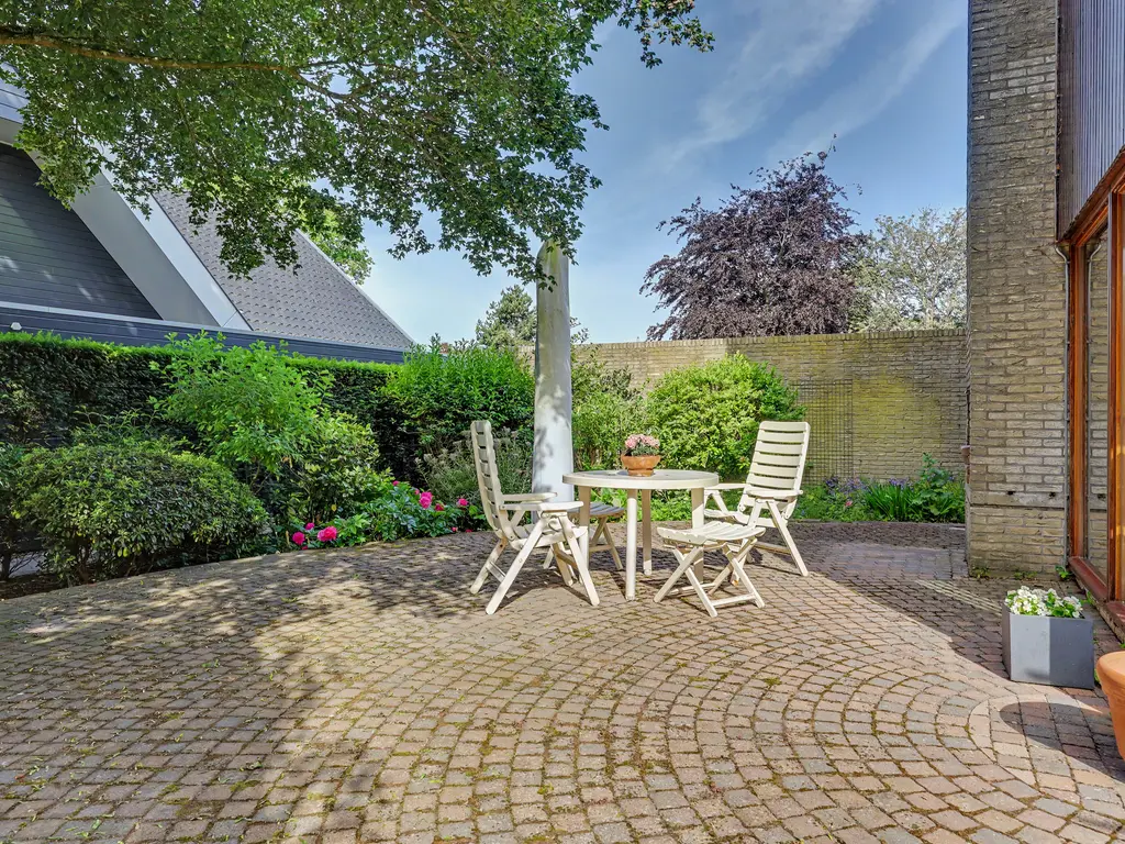 Notaris L P vd Blinkln 11a, BRIELLE