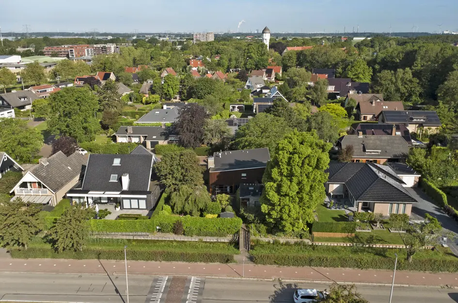 Notaris L P vd Blinkln 11a