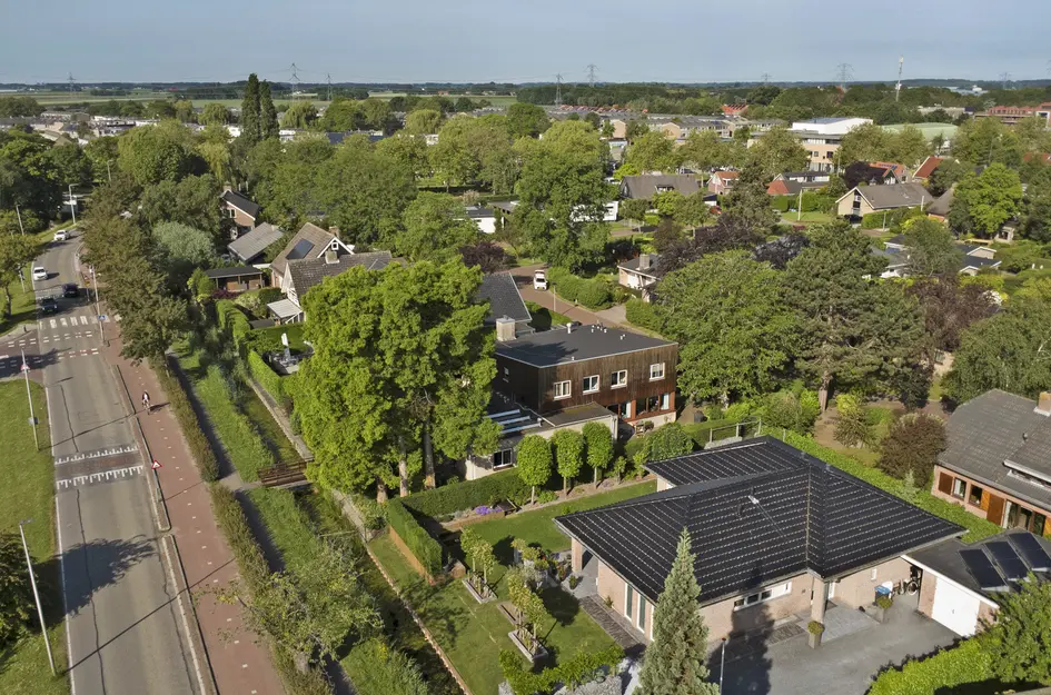 Notaris L P vd Blinkln 11a