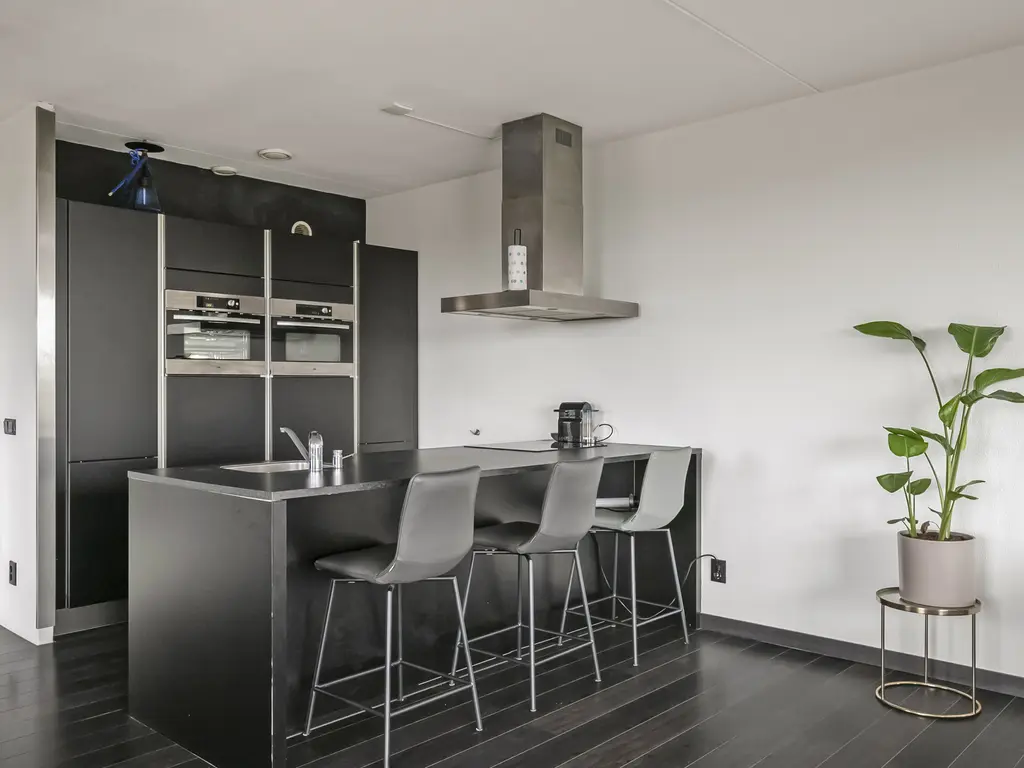 Oosterbakenpad 84, HOOGVLIET ROTTERDAM