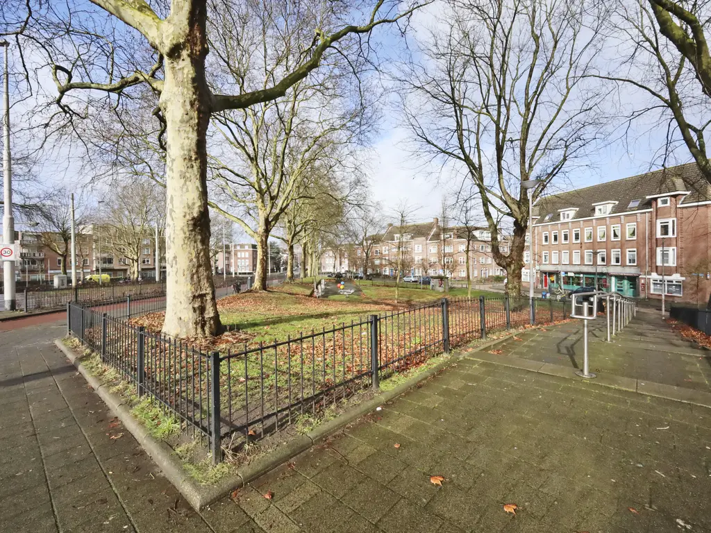 Mathenesserdijk 103B 04, ROTTERDAM