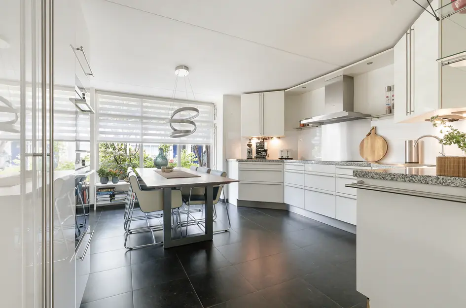Mahlerstraat 8