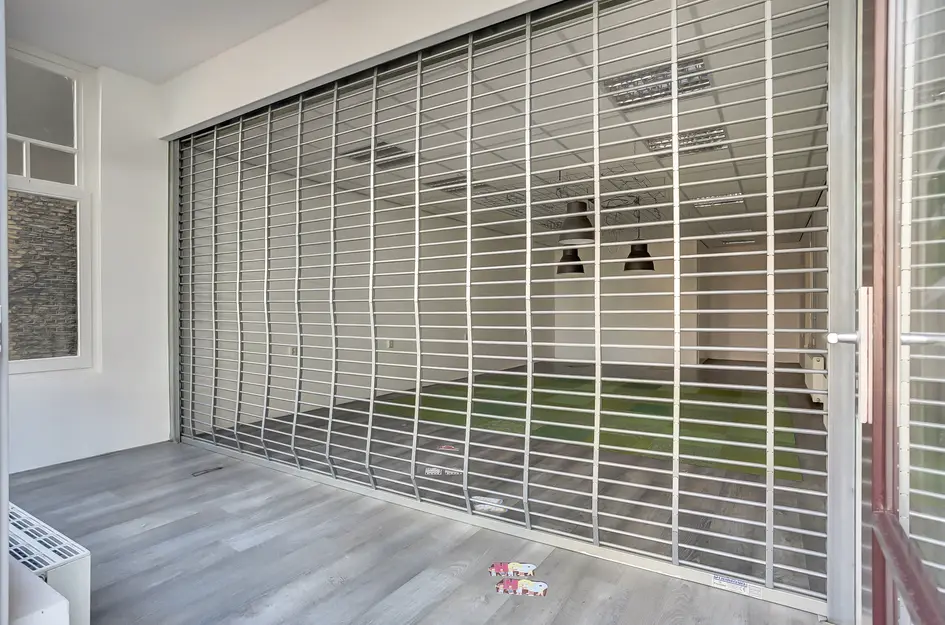 Hoogstraat 144