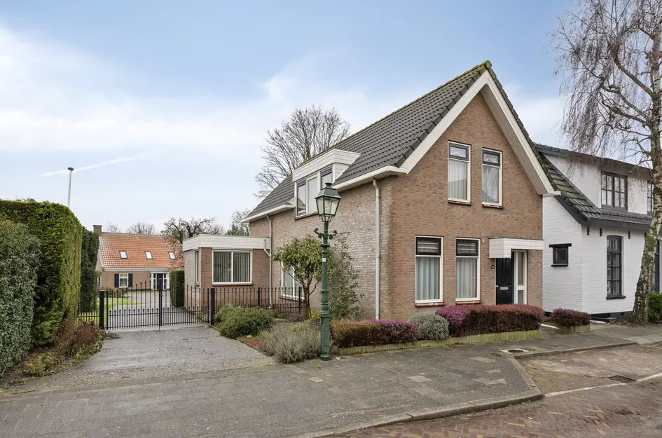 De Ruyterstraat 15
