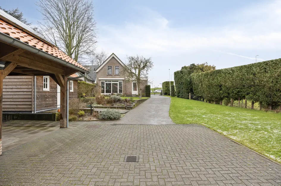 De Ruyterstraat 15