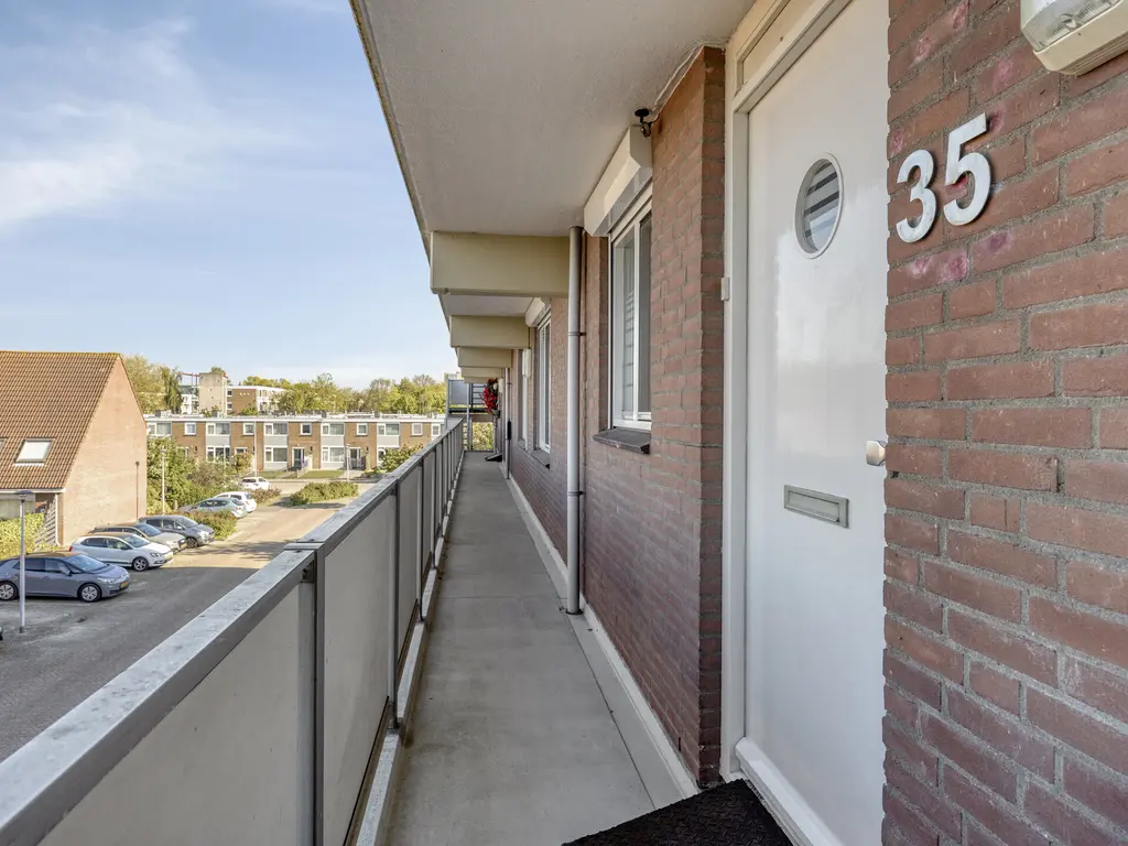 Fuutlaan 35, CAPELLE AAN DEN IJSSEL