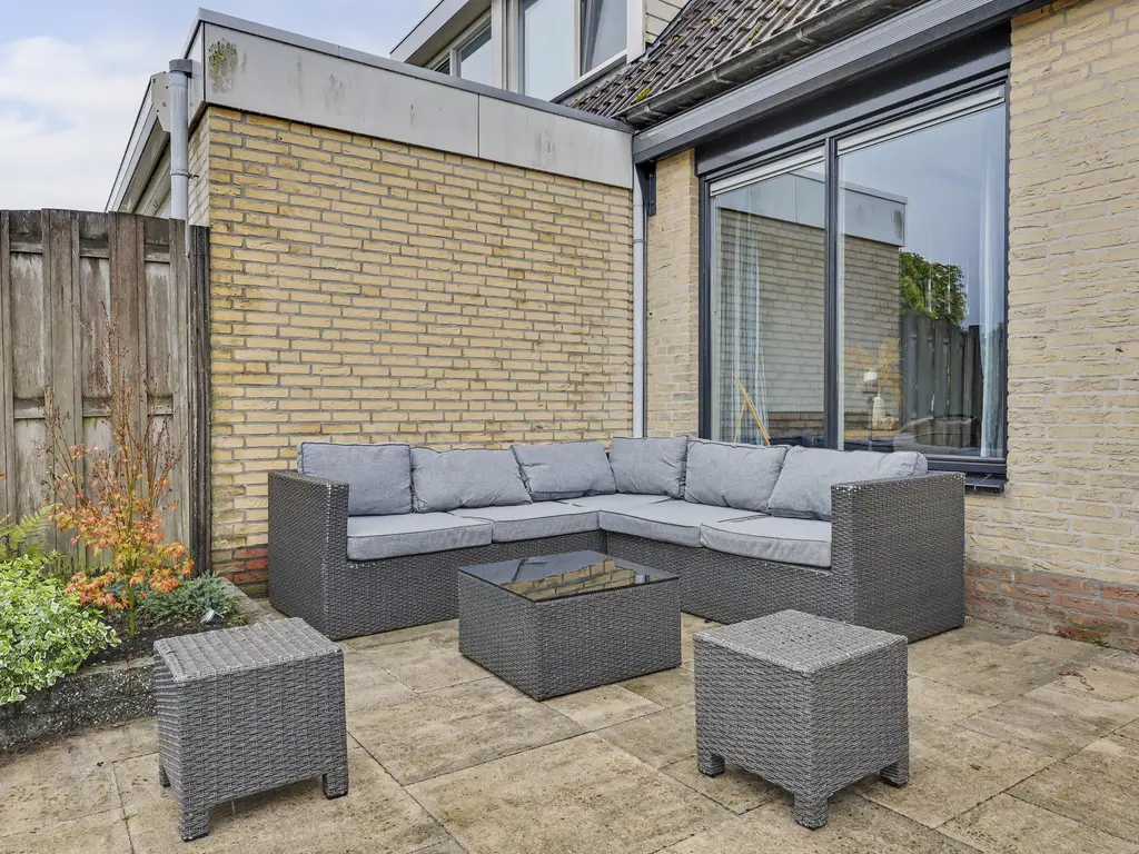 Willem Alexanderstraat 8, ZWARTEWAAL
