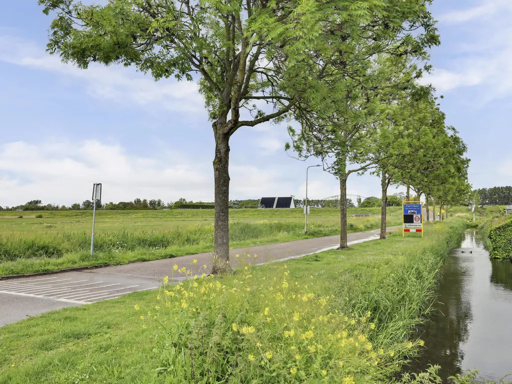Willem Alexanderstraat 8, ZWARTEWAAL