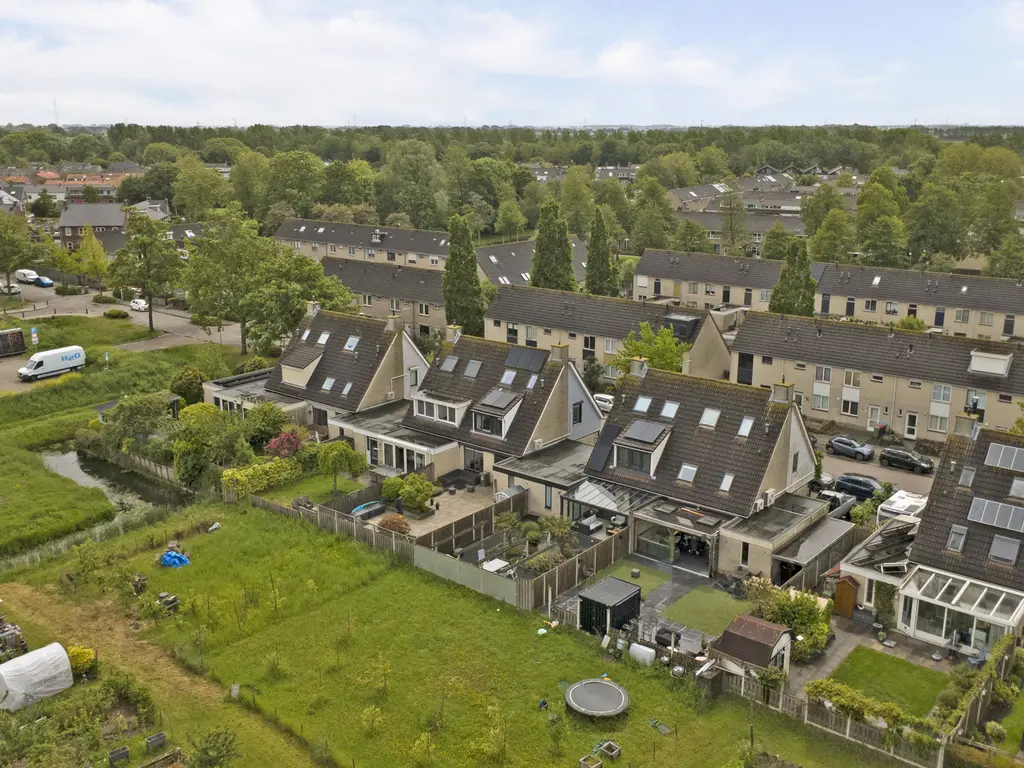 Willem Alexanderstraat 8, ZWARTEWAAL