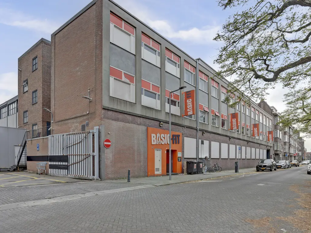 Oudedijk 139A 04, ROTTERDAM