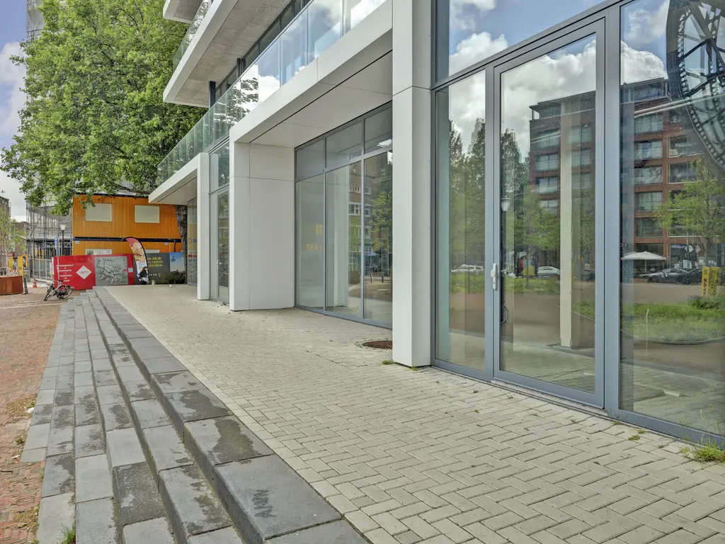 Stationsplein 2, Schiedam