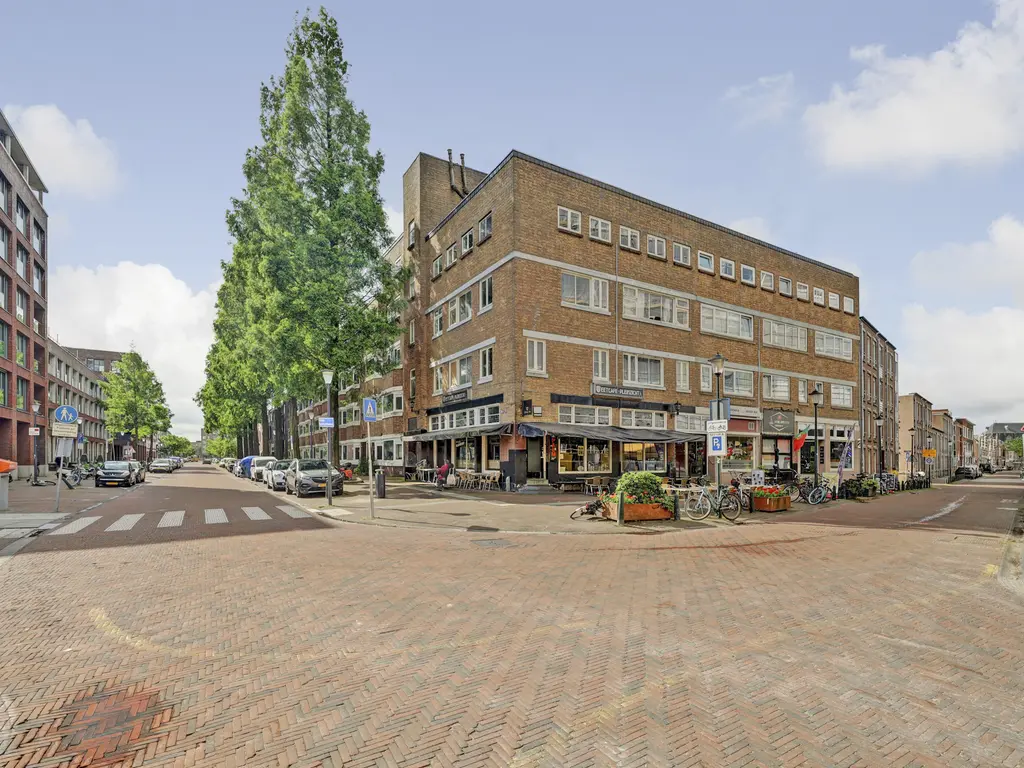 Stationsplein 2, Schiedam