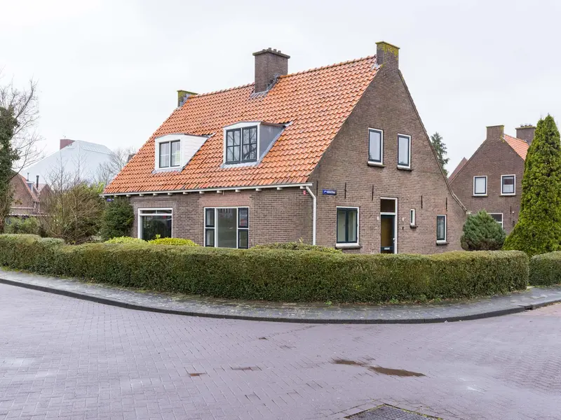 Eerste Kooistraat 13, SPIJKENISSE