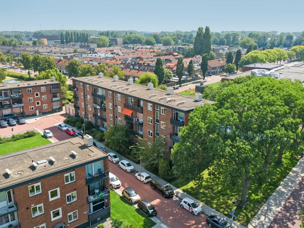 Menno ter Braakstraat 12A, SPIJKENISSE