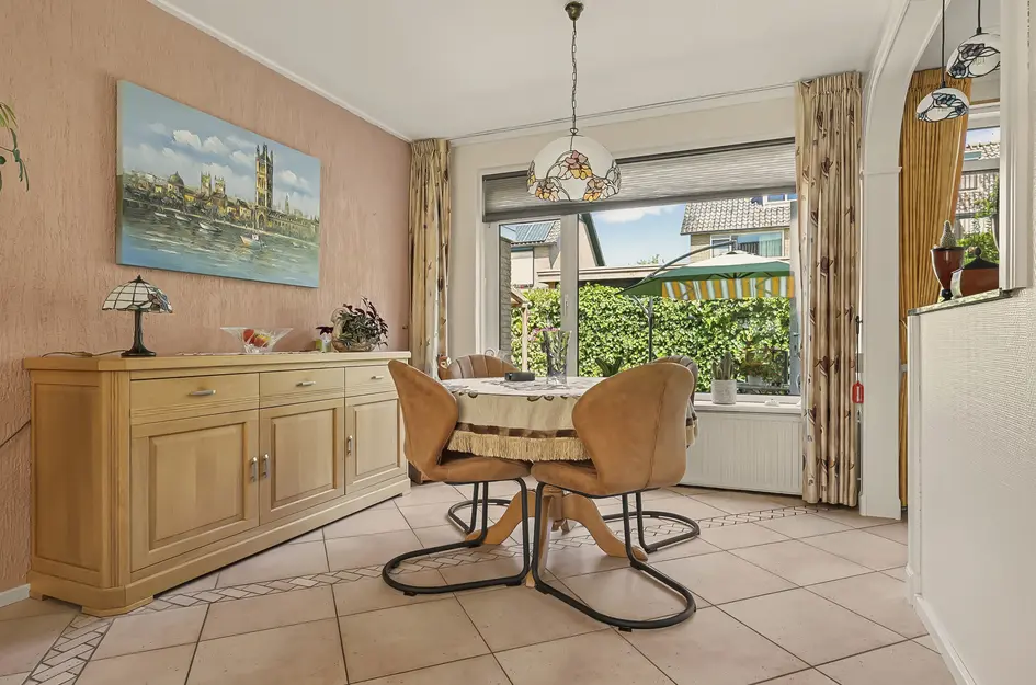 J v d Woudestraat 10