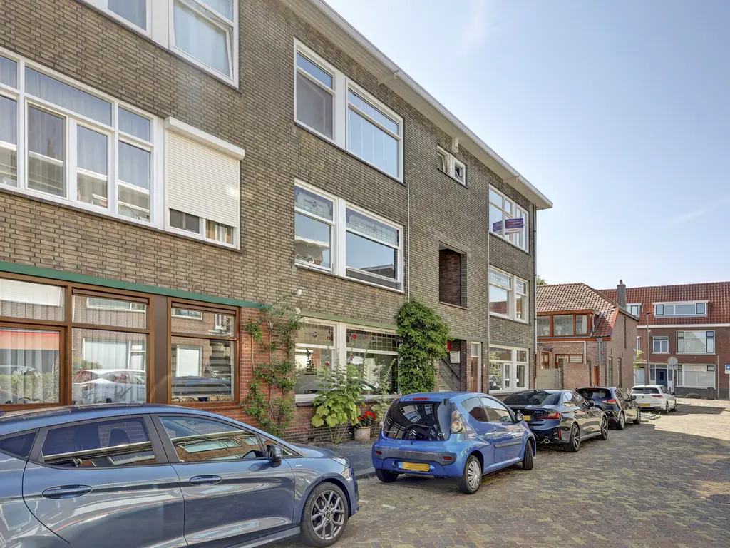 Mr. Troelstrastraat 8, VLAARDINGEN