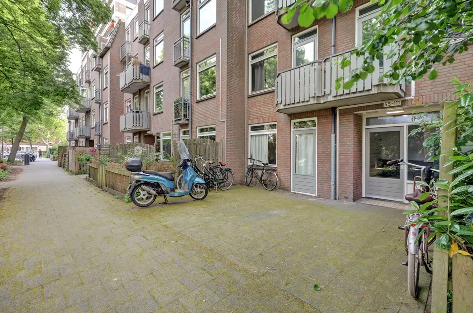 Adriaen van der Doeslaan 119D