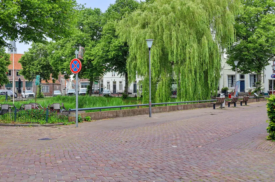 Stationsweg 1