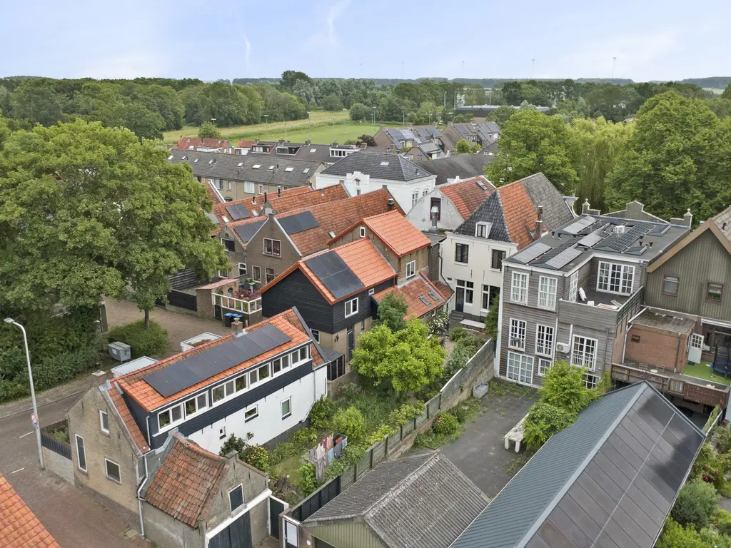 Stationsweg 1, ZUIDLAND