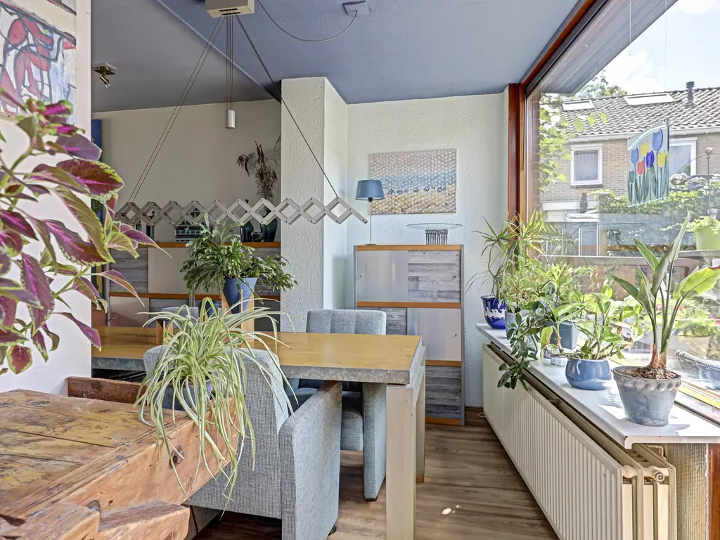 Ribeslaan 30, SCHIEDAM