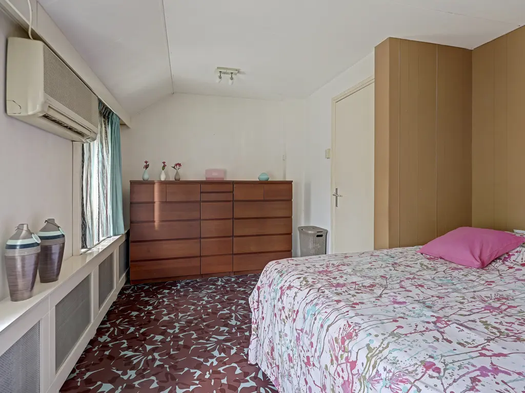 Ribeslaan 30, SCHIEDAM