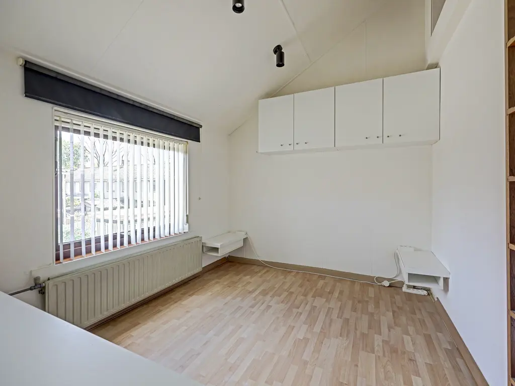 Ribeslaan 30, SCHIEDAM