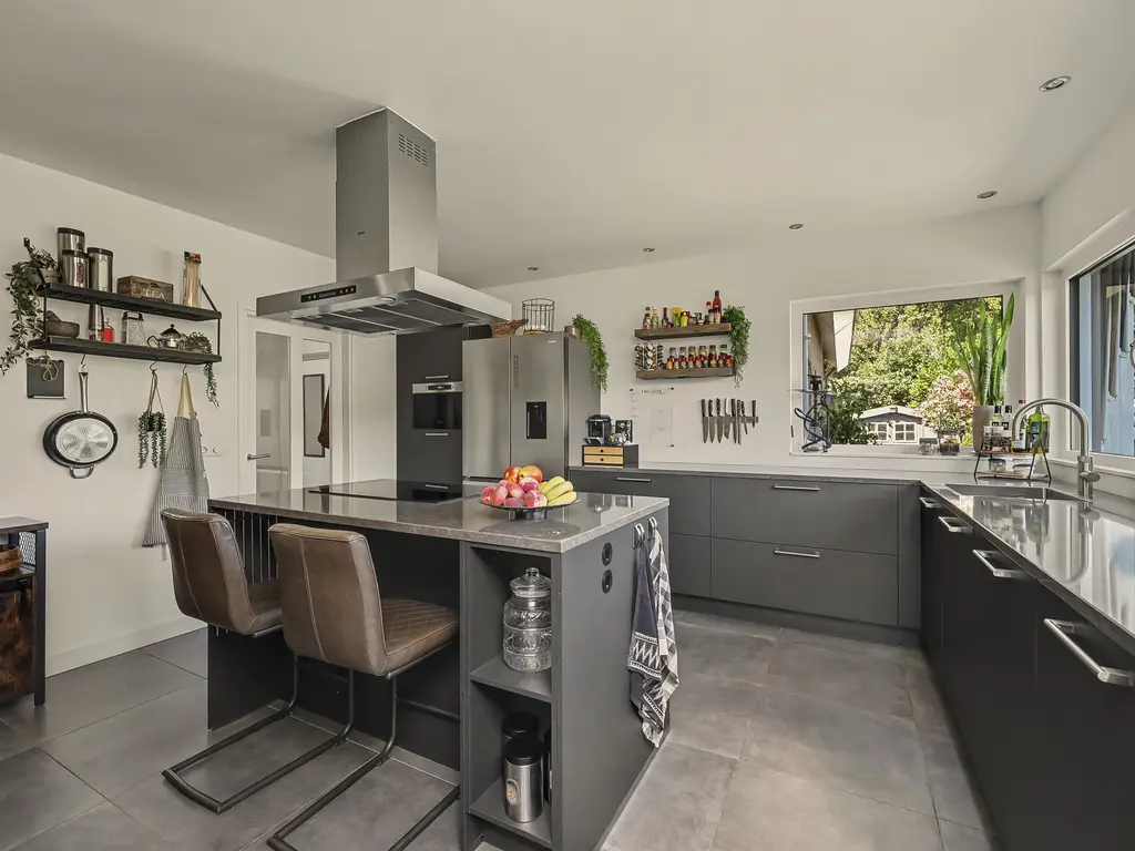 Breekade 7, SPIJKENISSE
