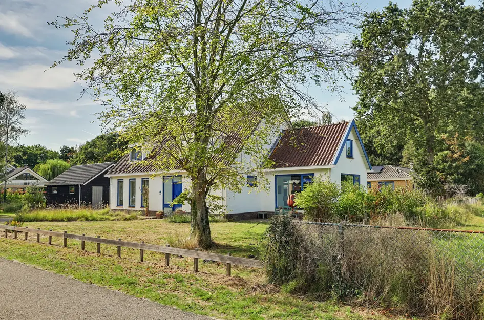 Middelweg 36