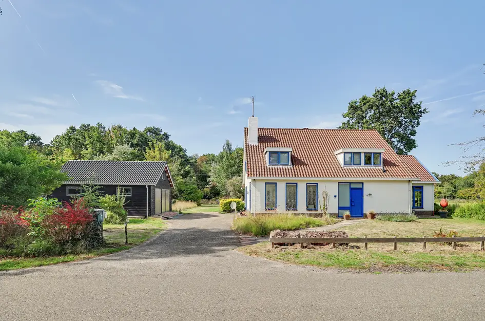 Middelweg 36