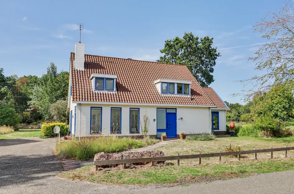 Middelweg 36
