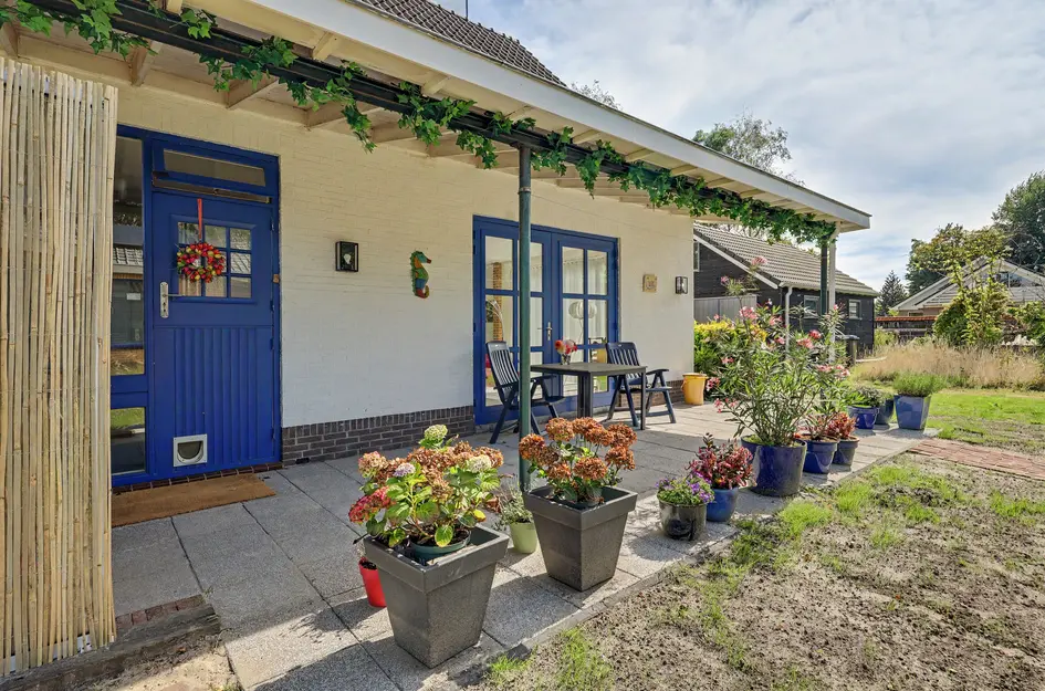 Middelweg 36