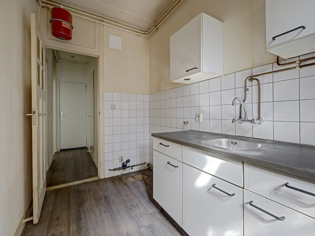 Mathenesserdijk 109B 01, ROTTERDAM