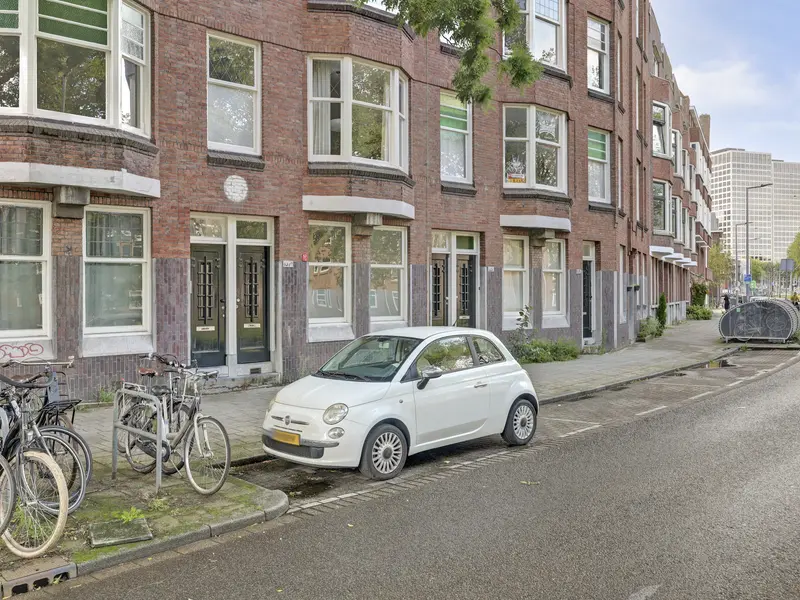 Mathenesserdijk 107A, ROTTERDAM