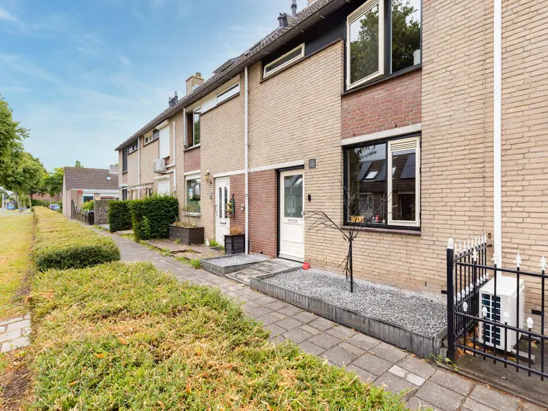 Bachbaan 51, SPIJKENISSE