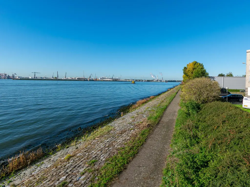 Stoomloggerweg 4-6A, VLAARDINGEN