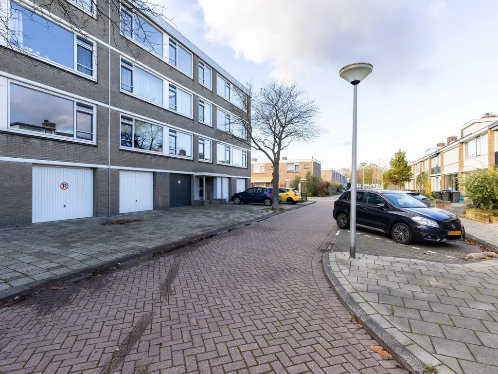 Dahliastraat 13b, SPIJKENISSE