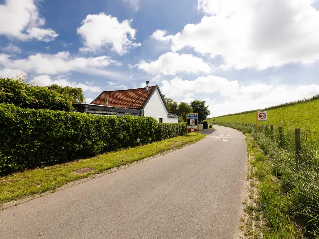 Groene Kruisweg 5, HERKINGEN