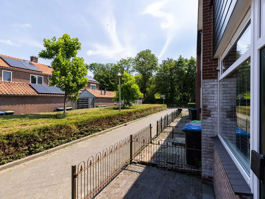 Klaproosstraat 13, HEENVLIET