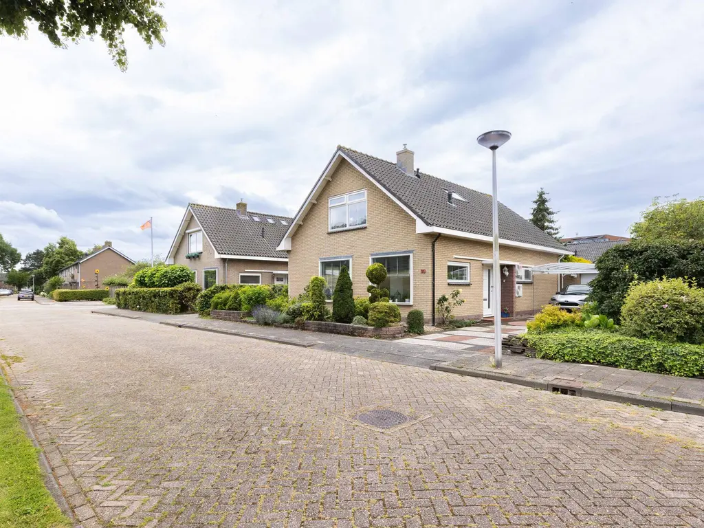 Zonnebloemstraat 39, SPIJKENISSE